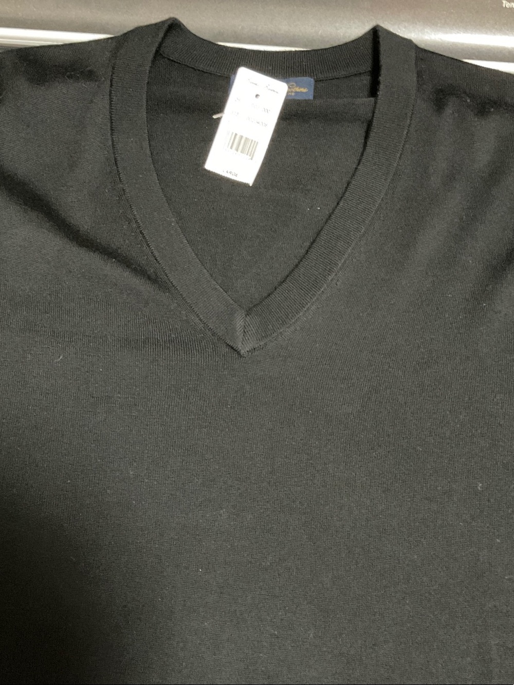 Brooks Brothers Solid Black V-Neck Sweater - Classic Men's Knit